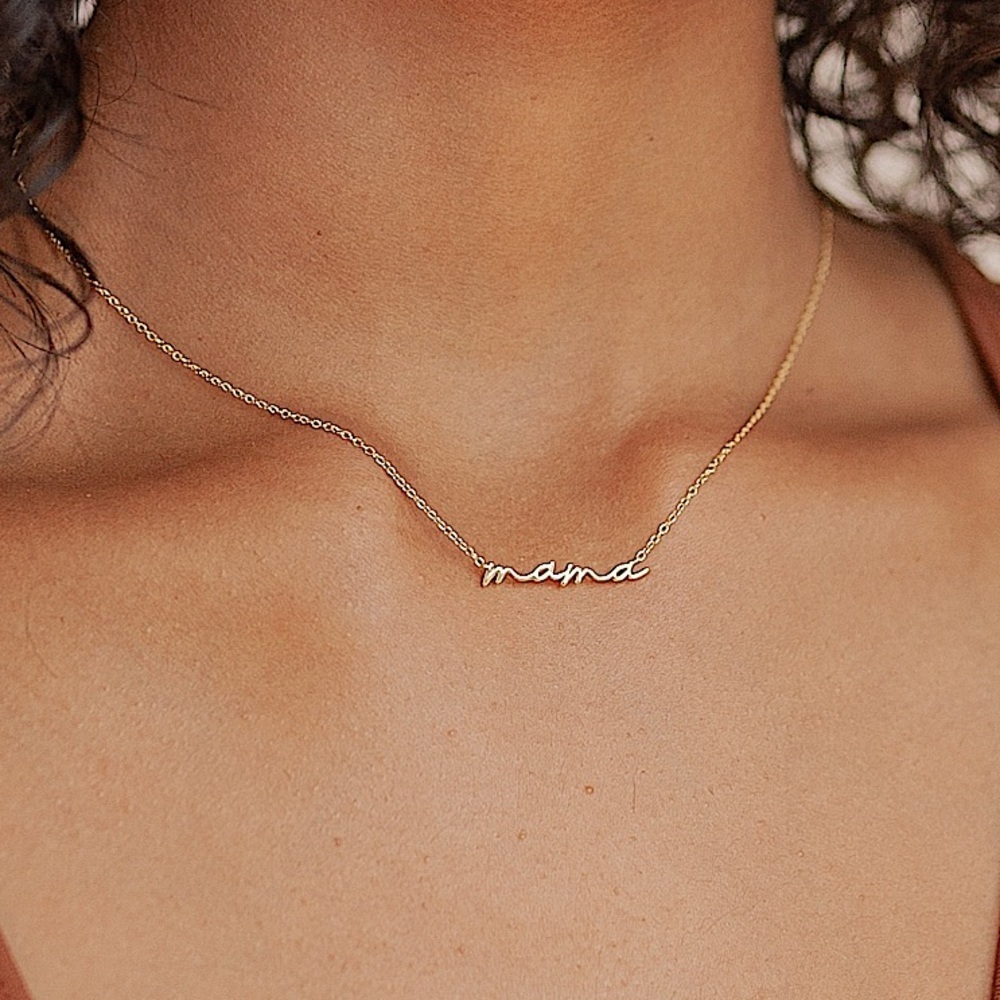 Gold Mama Handmade Dainty Minimalist Gift For Mom Letter Necklace